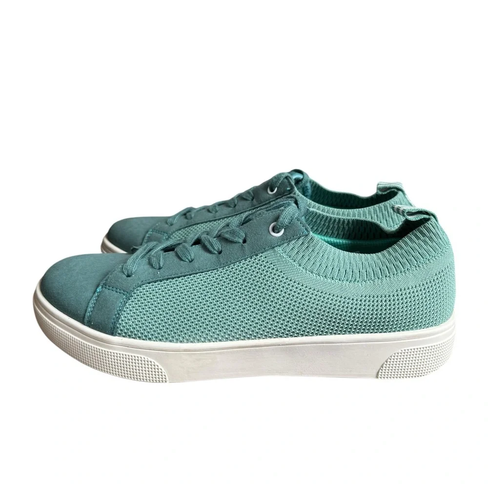 Propet size unworn